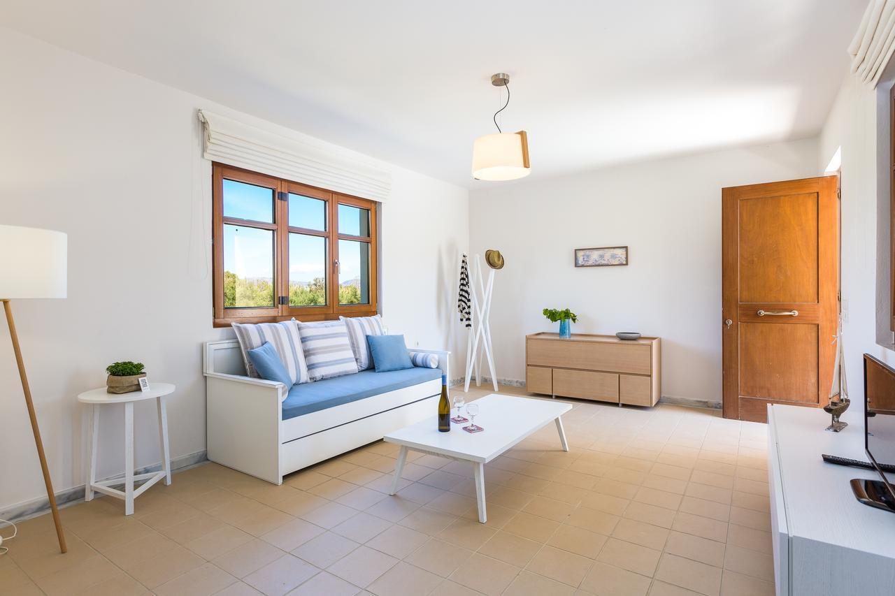 Mikro Livadi Special Lodges - Has An Eco Salt Water Pool - 150M From The Beach Episkopi  Екстер'єр фото
